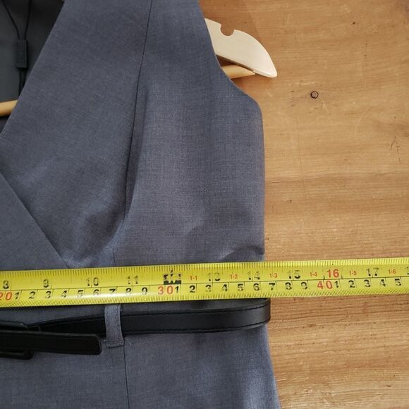 Esprit NWT Size 2 Grey Sleeveless V-neck Belted Lined Dress - Picture 13 of 16